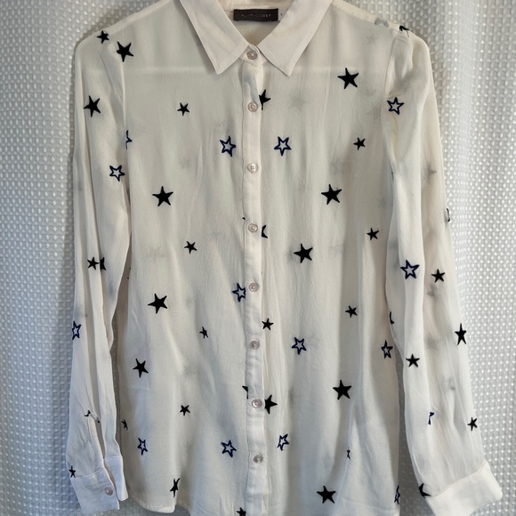 Women's Star Print Button Down Shirt - EUC - Picture 8 of 8
